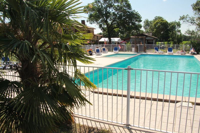 piscine-camping.jpg